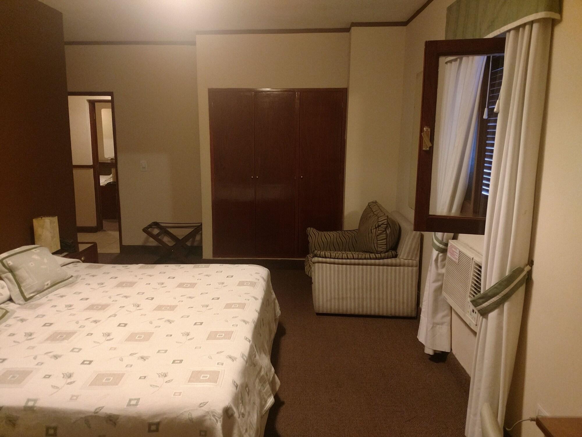 Hotel Shauard 萨尔塔 外观 照片